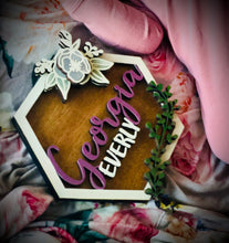 Load image into Gallery viewer, Custom Newborn Name Plate - Floral
